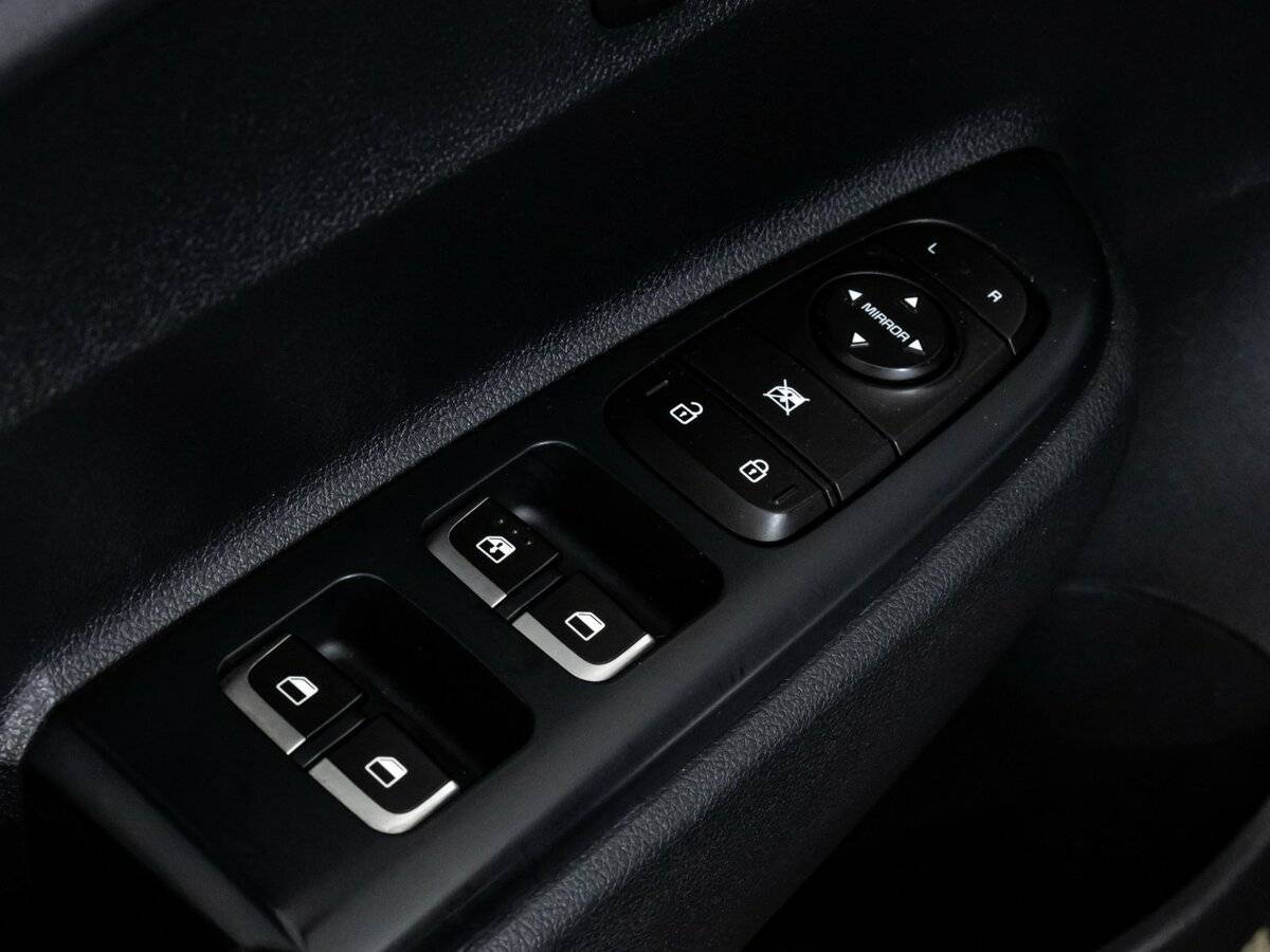 Kia Rio, 2018 - Фото №17