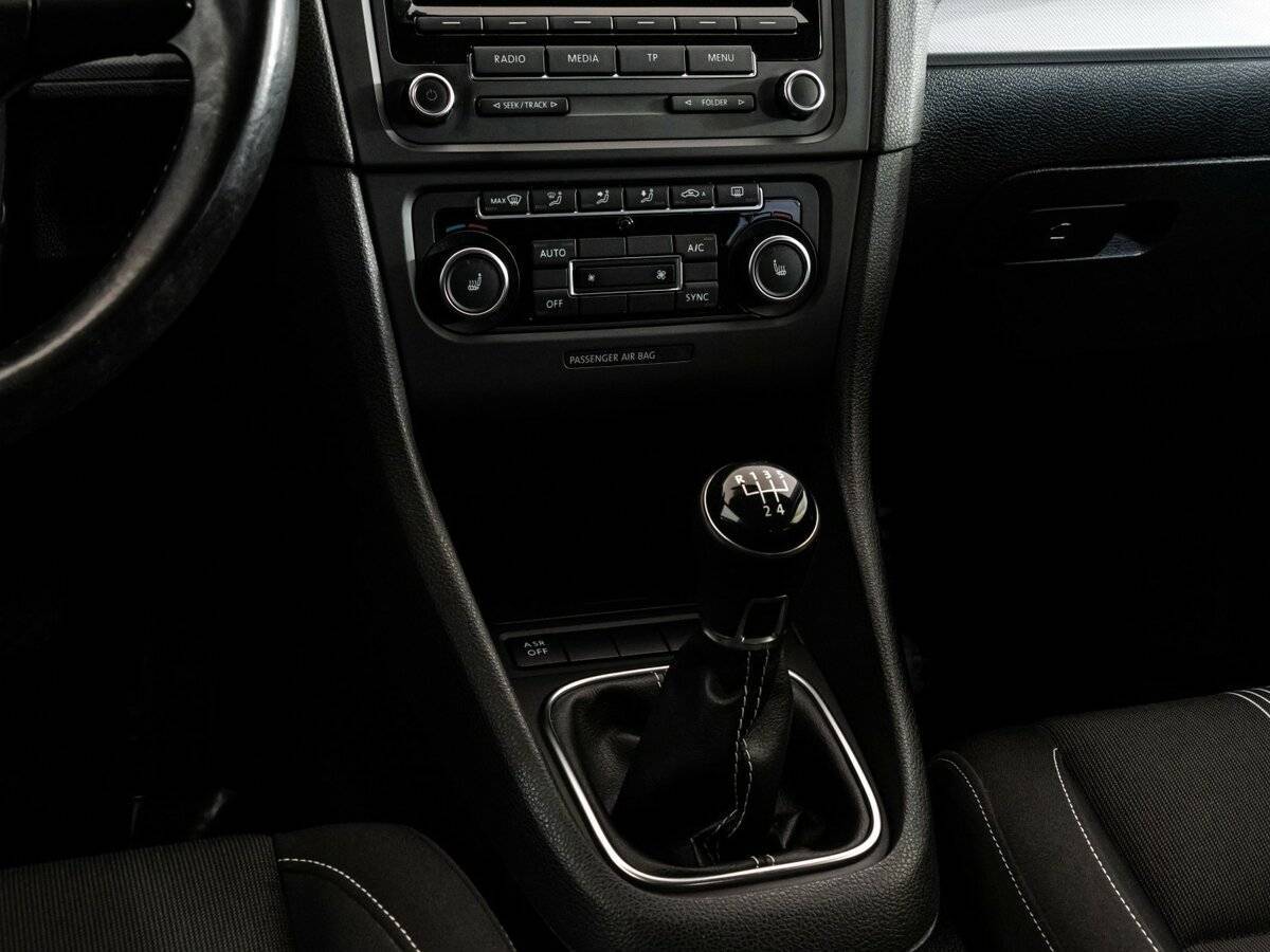 Volkswagen Golf, 2012 - Фото №11