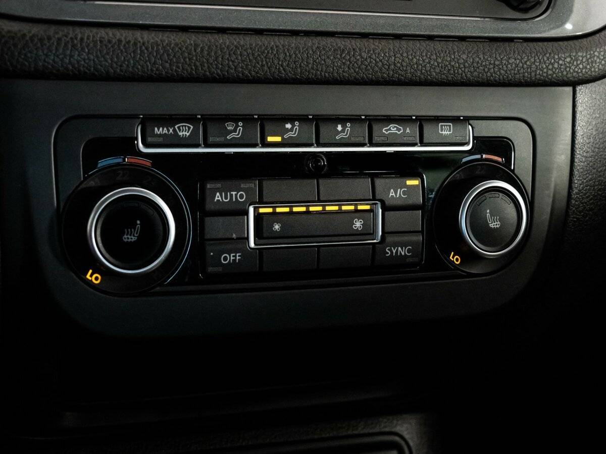 Volkswagen Tiguan, 2014 - Фото №16