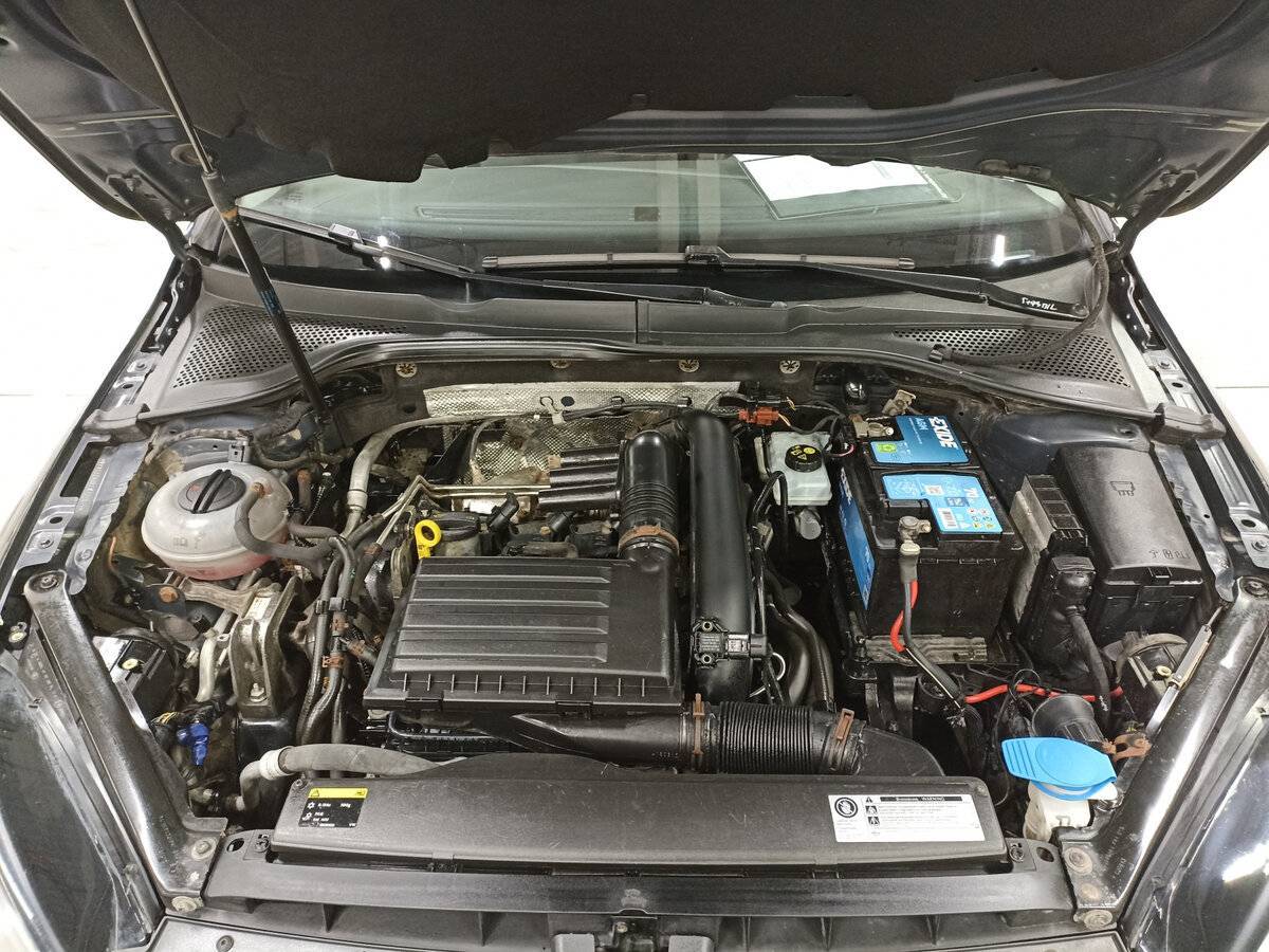 Volkswagen Golf, 2013 - Фото №8