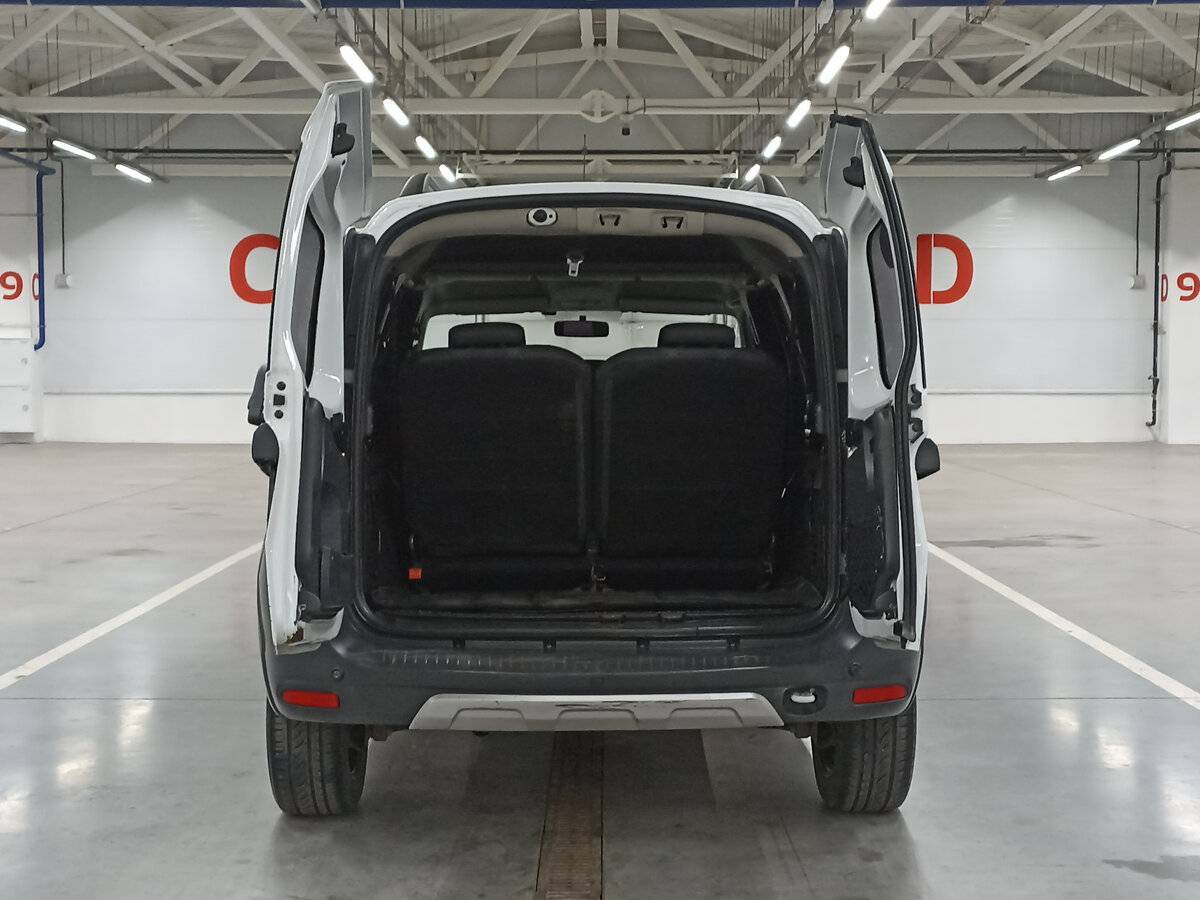 Lada (ВАЗ) Largus Cross, 2017 - Фото №9