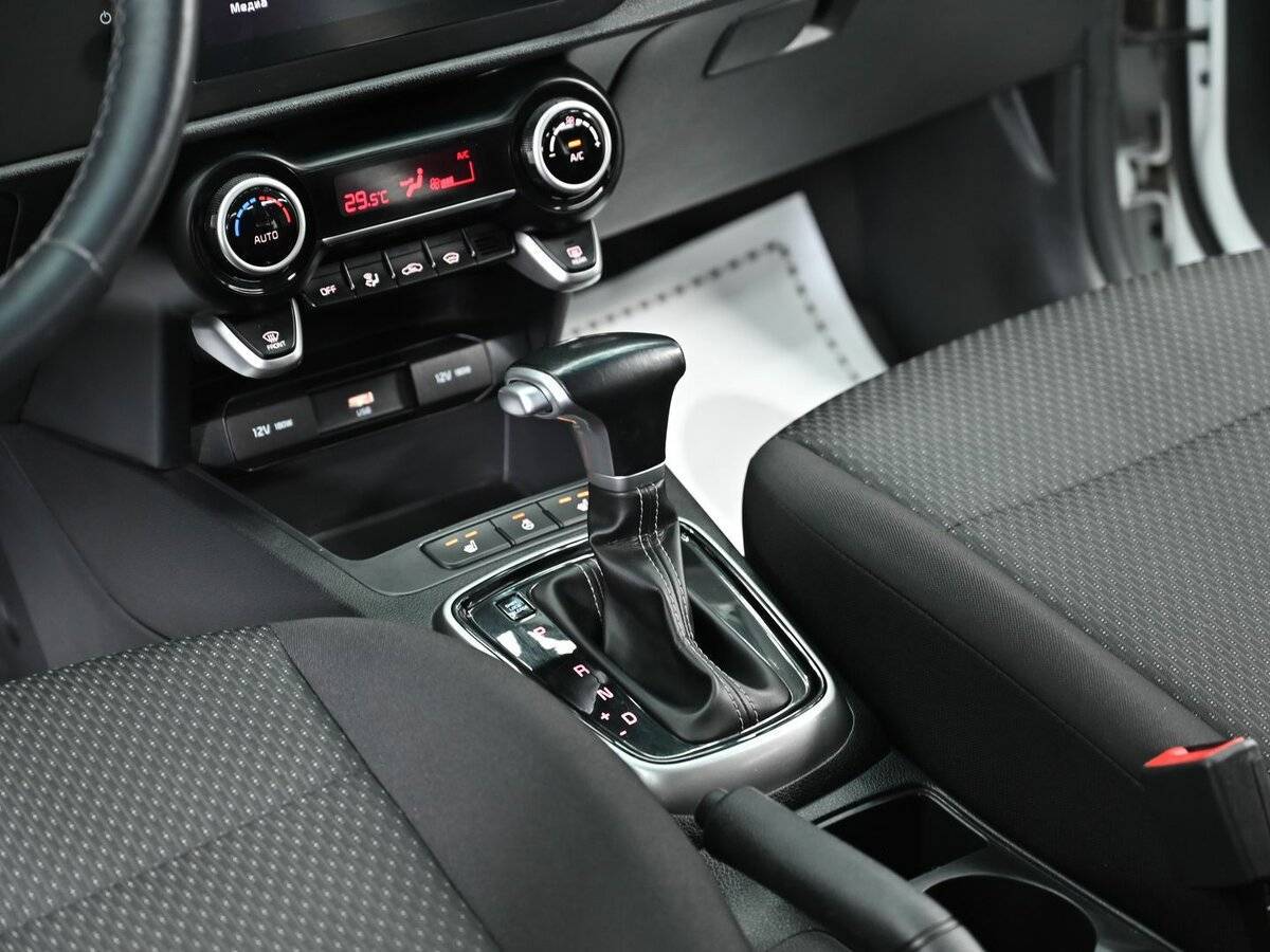 Kia Rio, 2022 - Фото №10