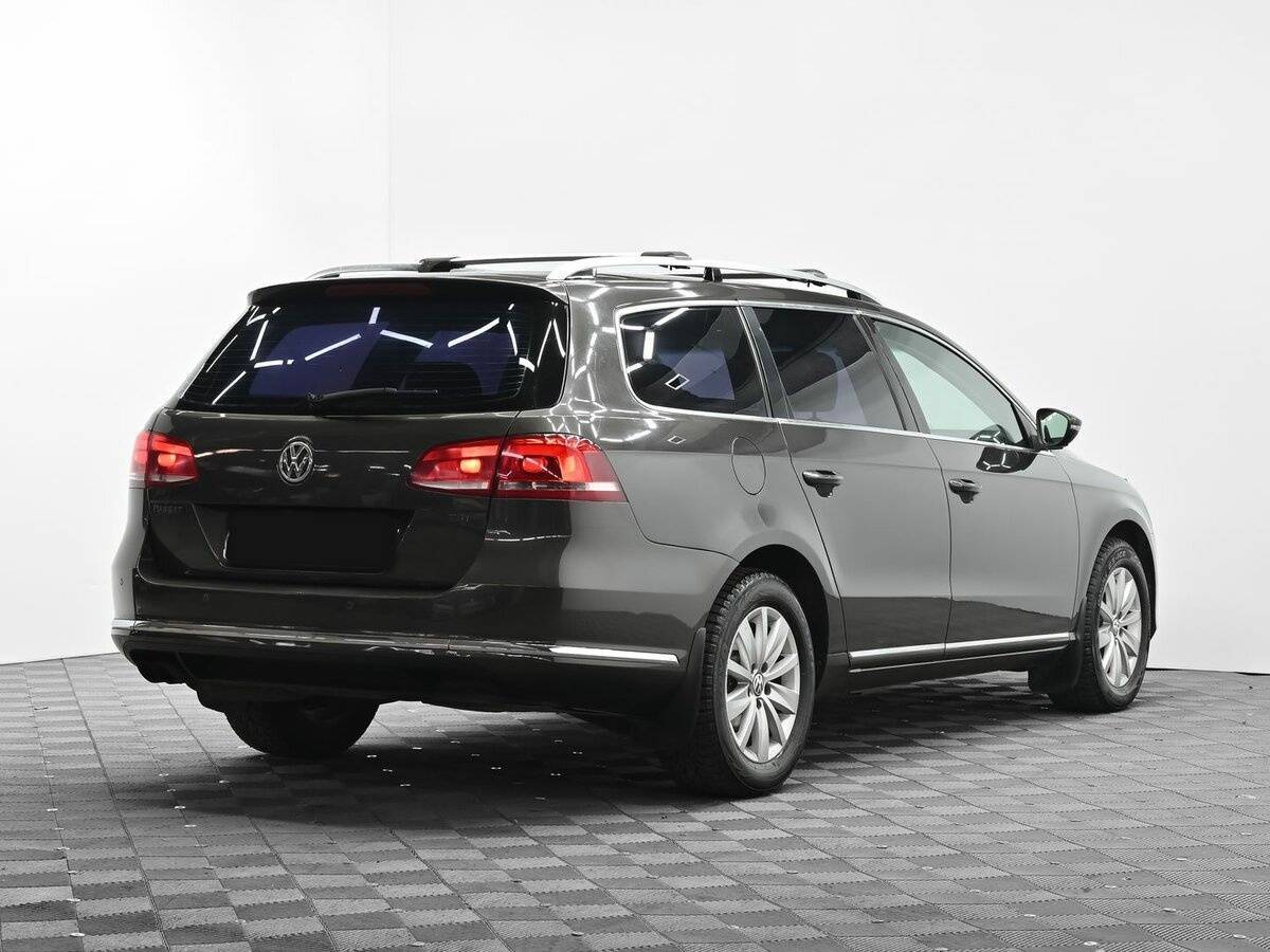 Volkswagen Passat, 2012 - Фото №3