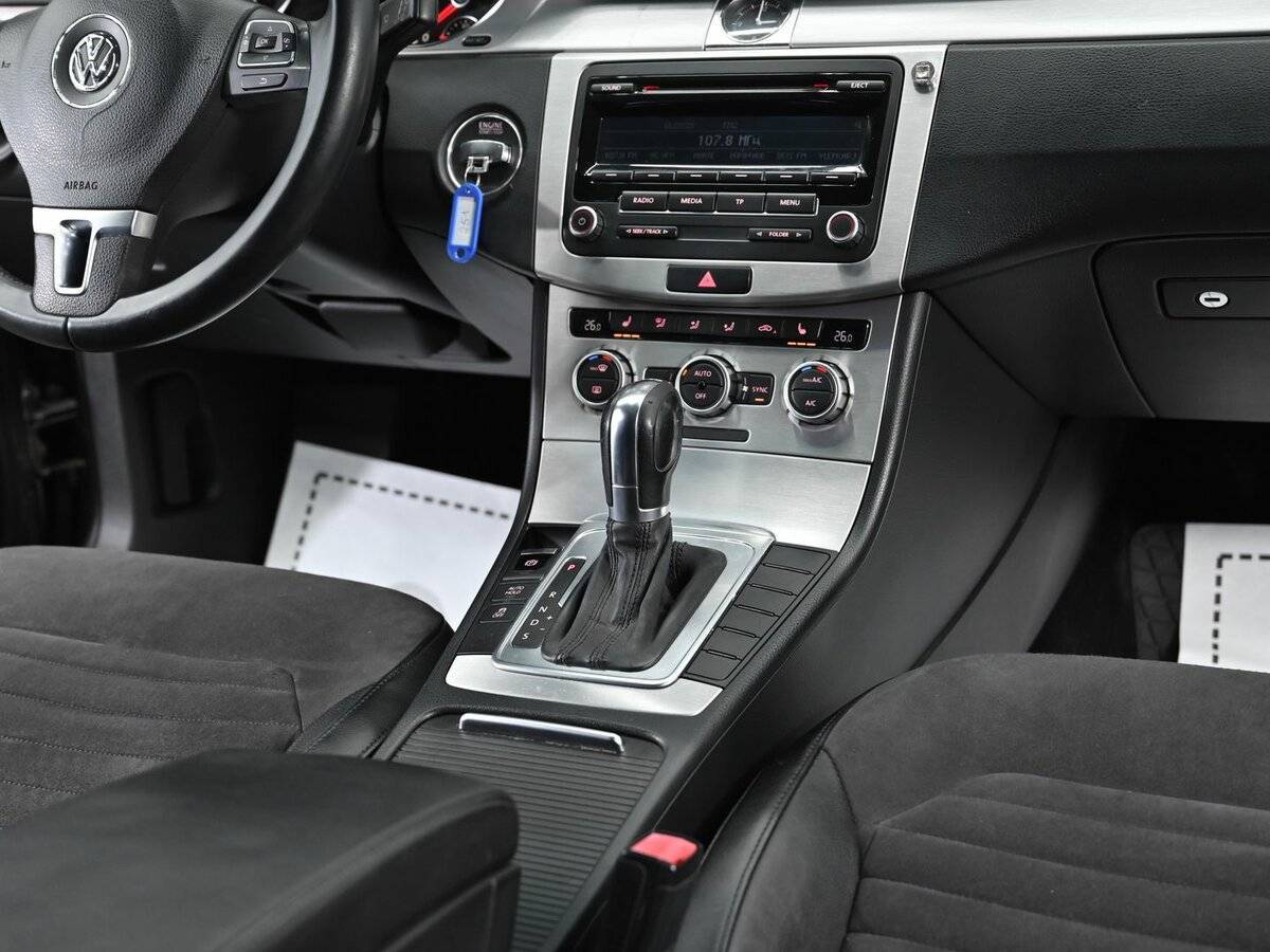 Volkswagen Passat, 2012 - Фото №10