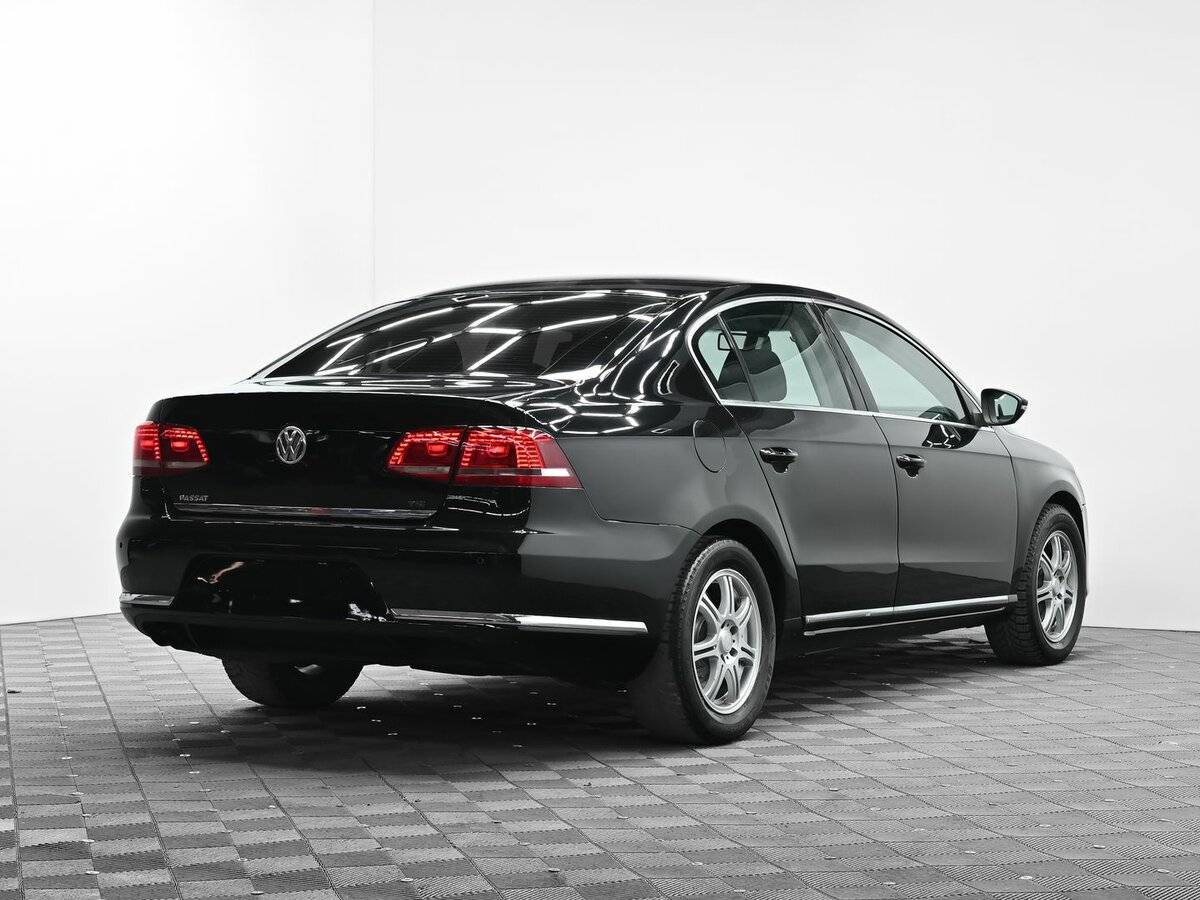 Volkswagen Passat, 2012 - Фото №3