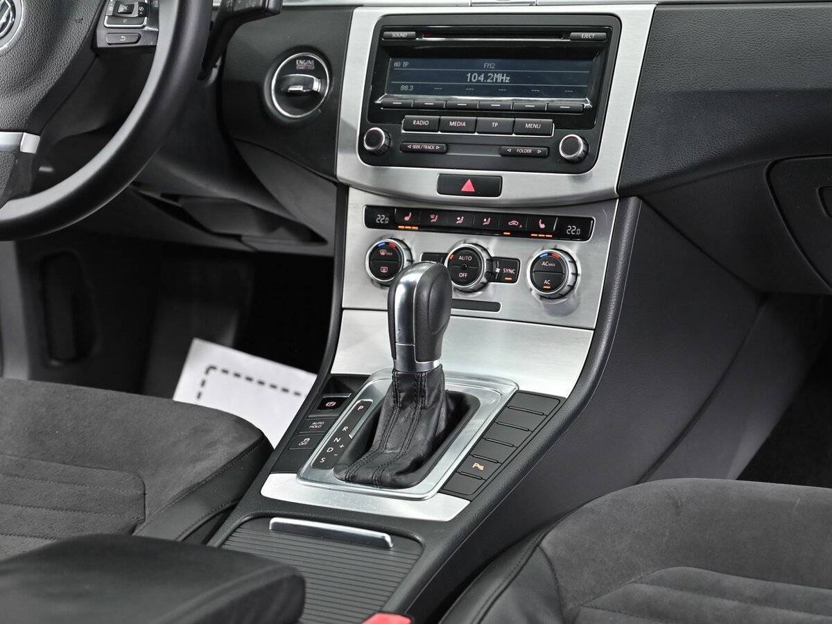 Volkswagen Passat, 2012 - Фото №10