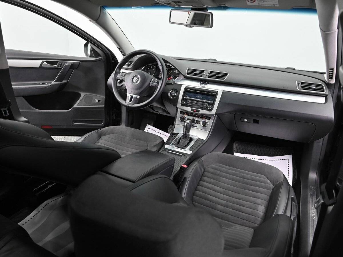 Volkswagen Passat, 2012 - Фото №12