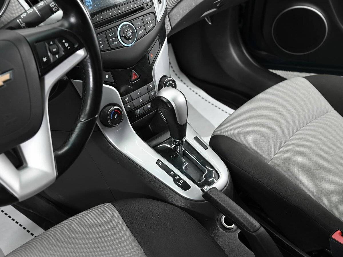 Chevrolet Cruze, 2012 - Фото №9