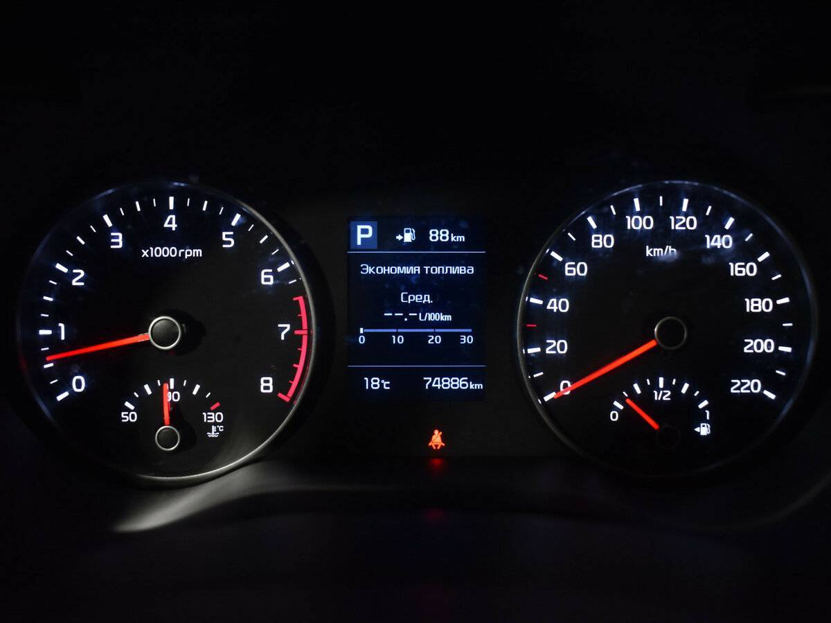 Kia Rio X-Line, 2017 - Фото №11