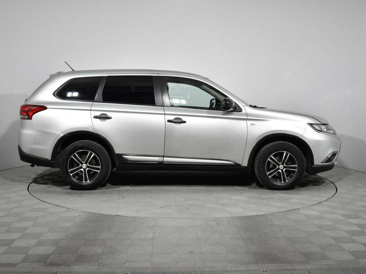 Mitsubishi Outlander, 2015 - Фото №3