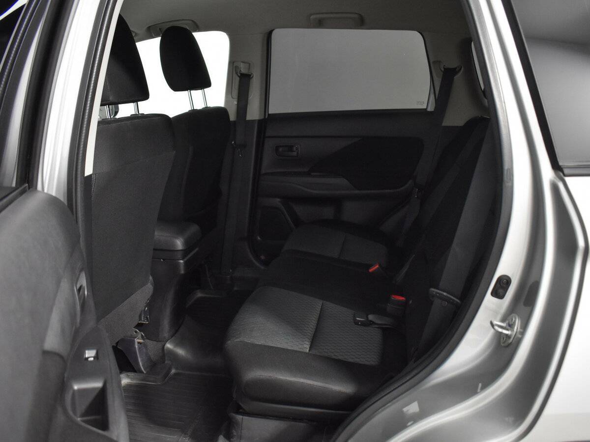 Mitsubishi Outlander, 2015 - Фото №11