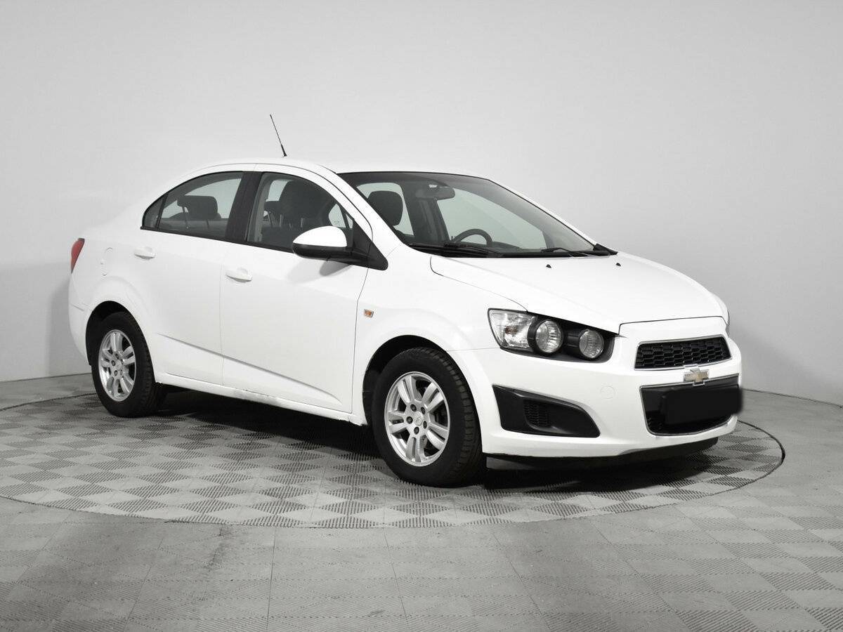 Chevrolet Aveo, 2013 - Фото №2