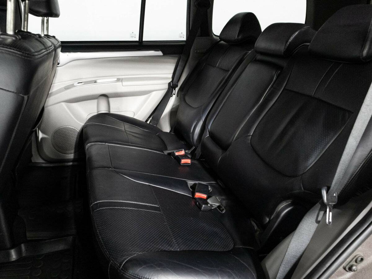 Mitsubishi Pajero Sport, 2012 - Фото №9