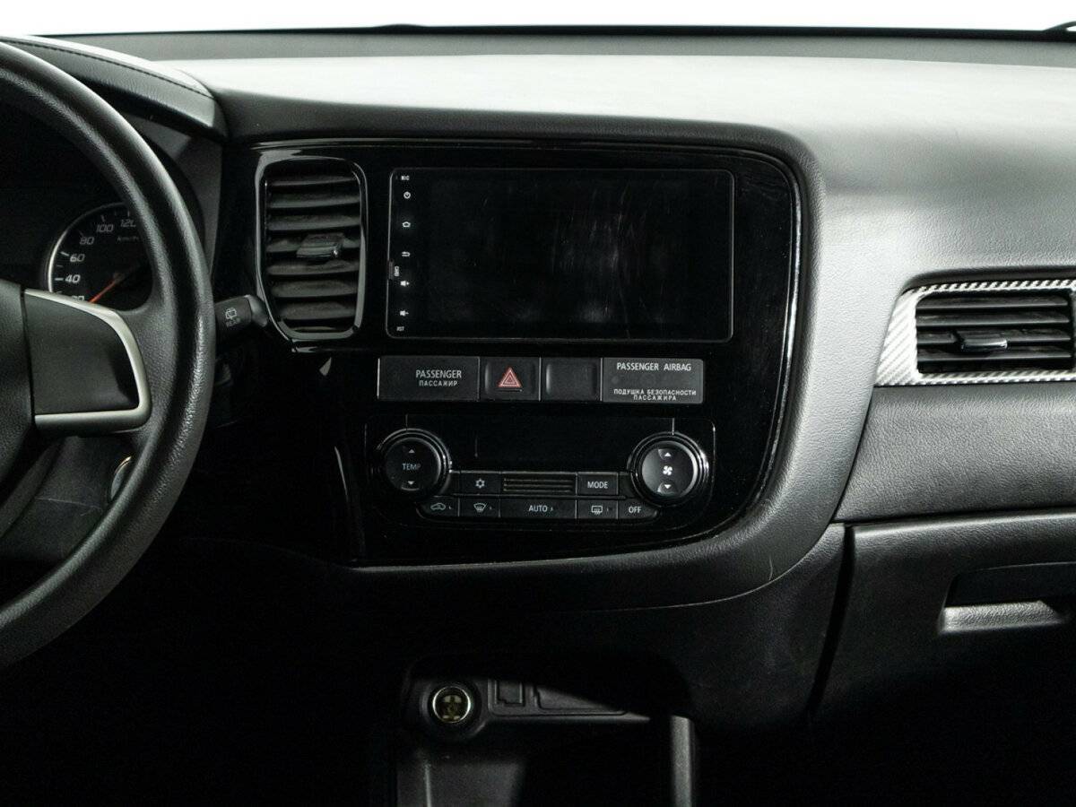 Mitsubishi Outlander, 2016 - Фото №13