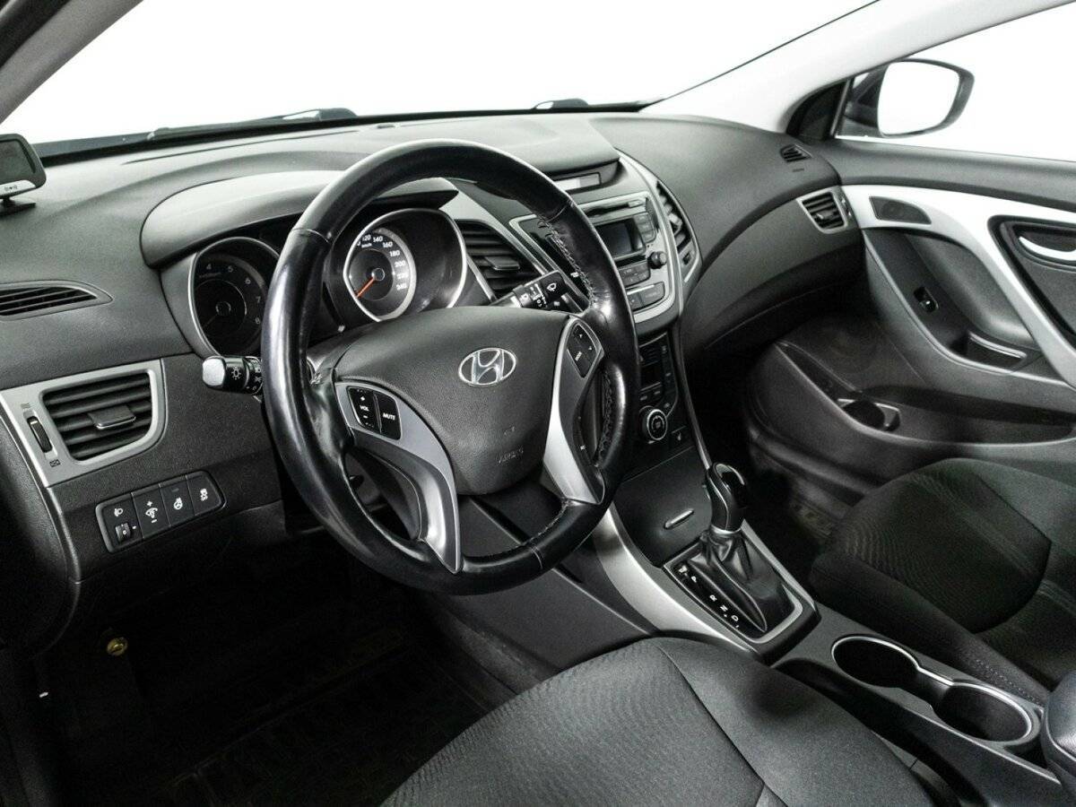 Hyundai Elantra, 2015 - Фото №10
