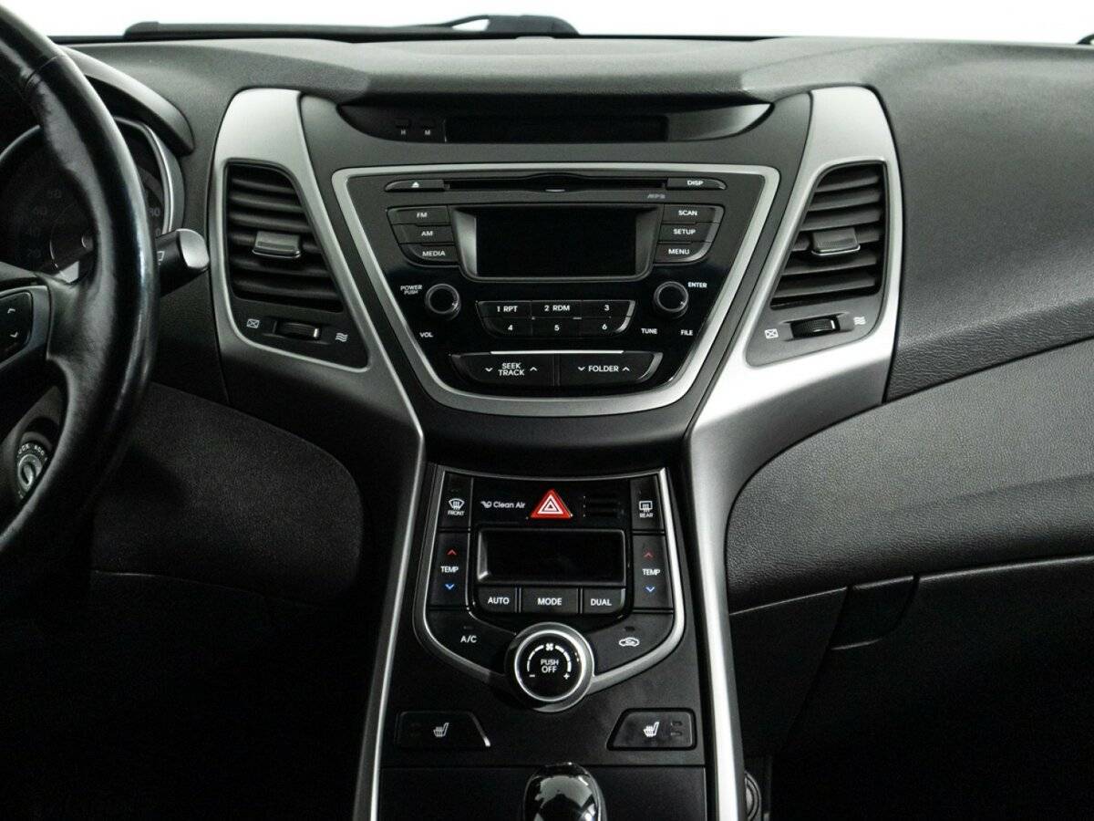 Hyundai Elantra, 2015 - Фото №13