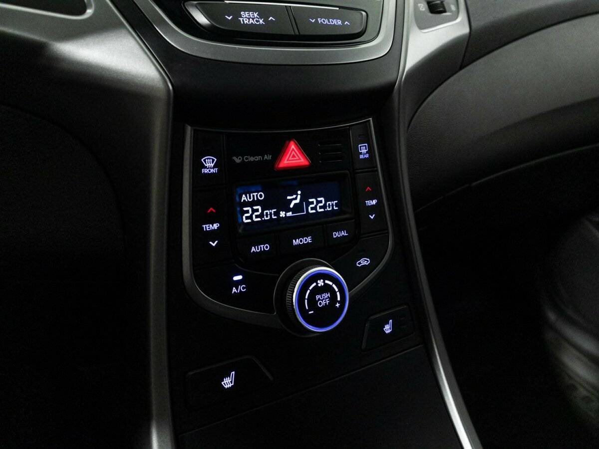 Hyundai Elantra, 2015 - Фото №15