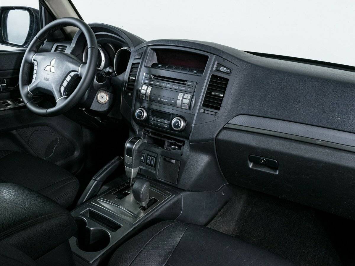 Mitsubishi Pajero, 2013 - Фото №9