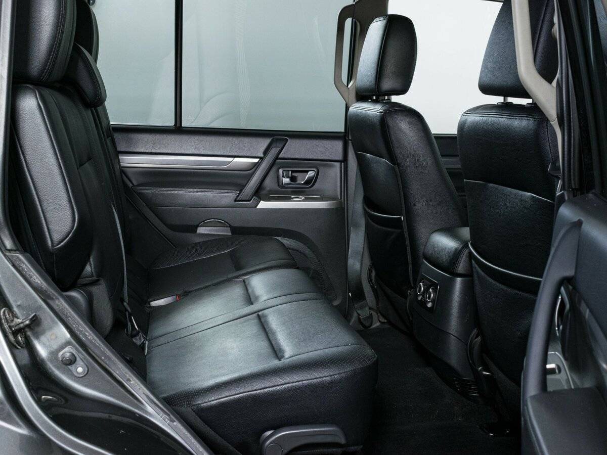 Mitsubishi Pajero, 2013 - Фото №11