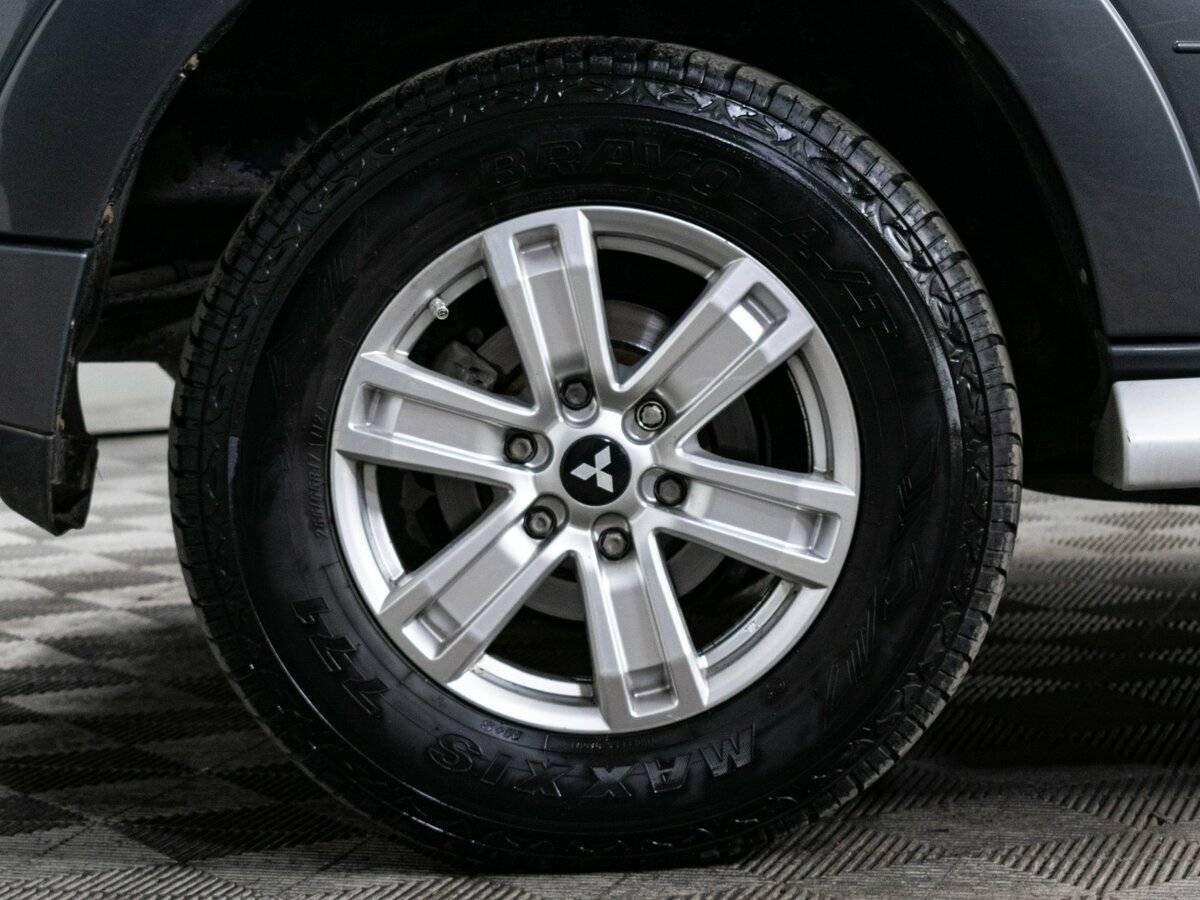 Mitsubishi Pajero, 2013 - Фото №16