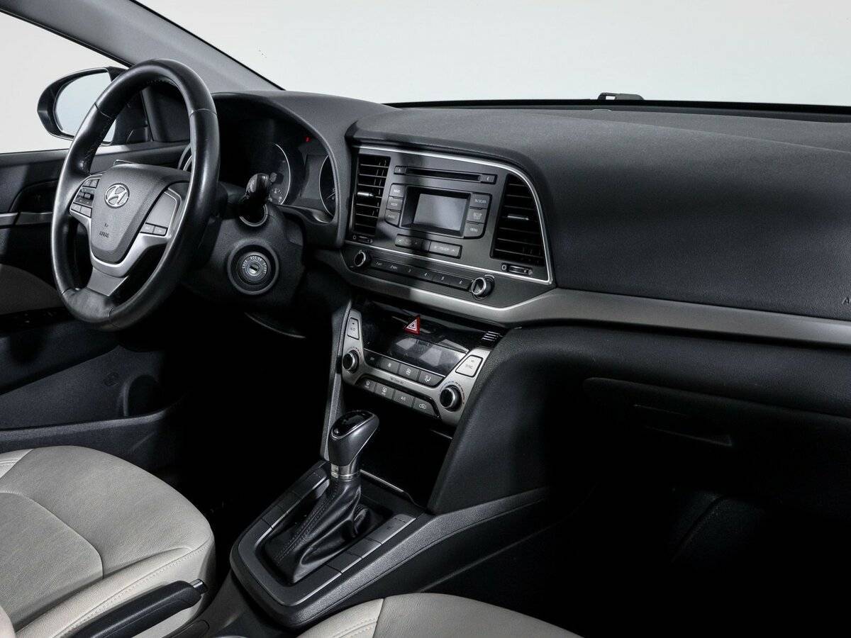 Hyundai Elantra, 2016 - Фото №6