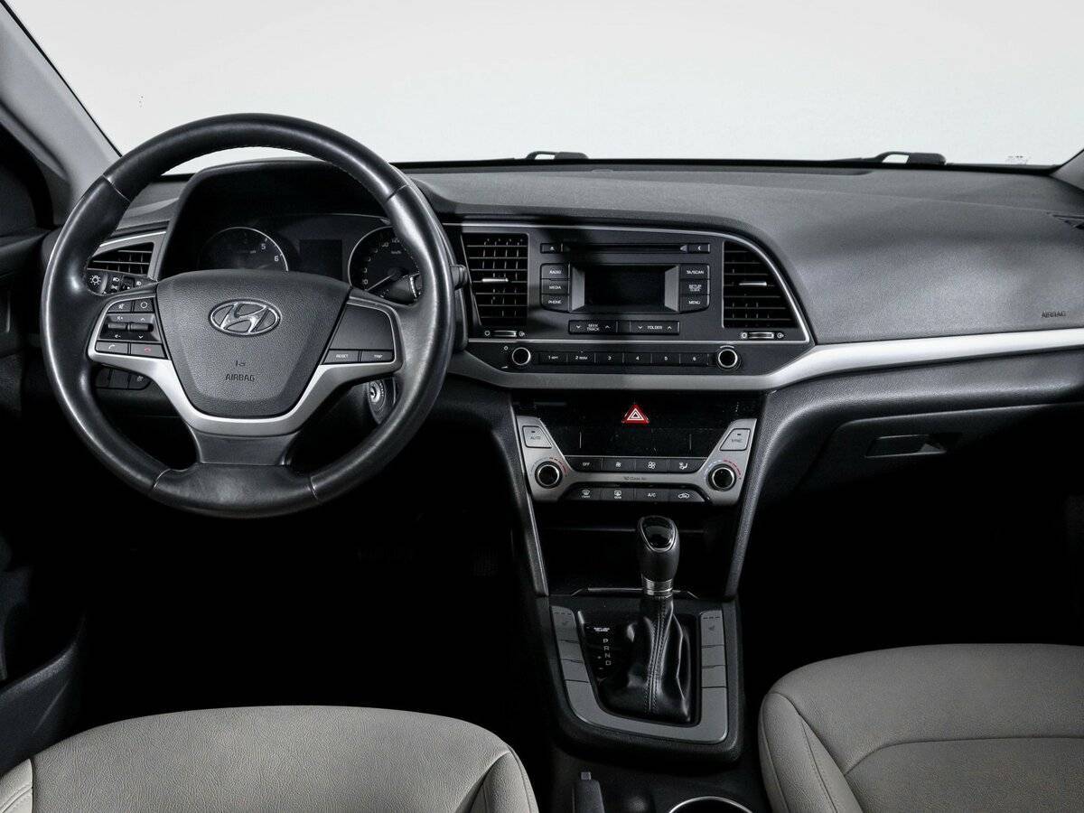 Hyundai Elantra, 2016 - Фото №9