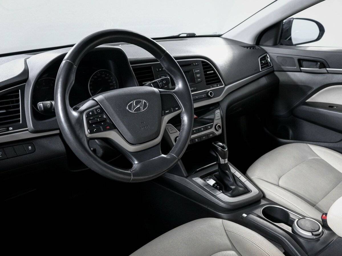 Hyundai Elantra, 2016 - Фото №11