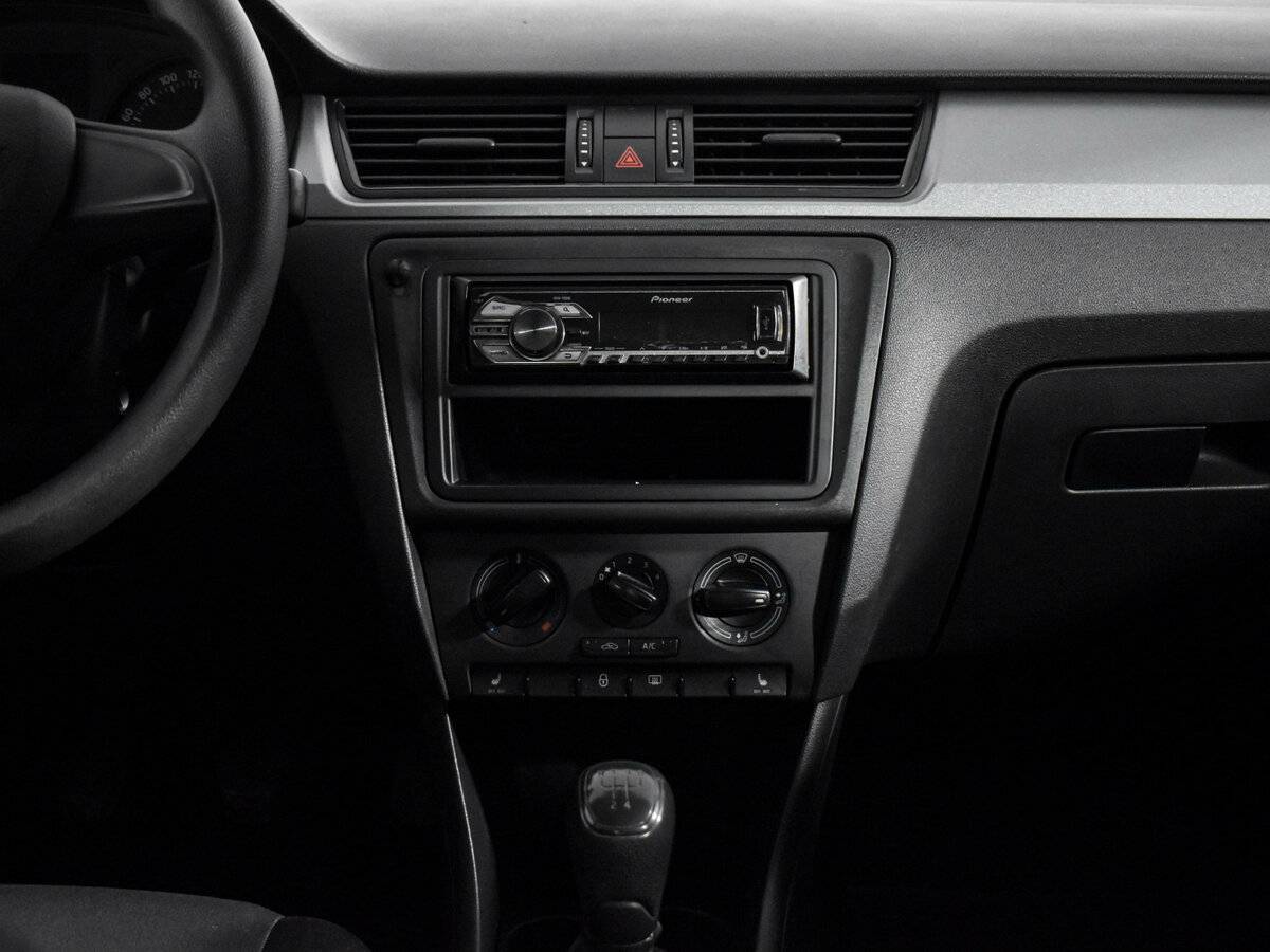 Skoda Rapid, 2014 - Фото №12