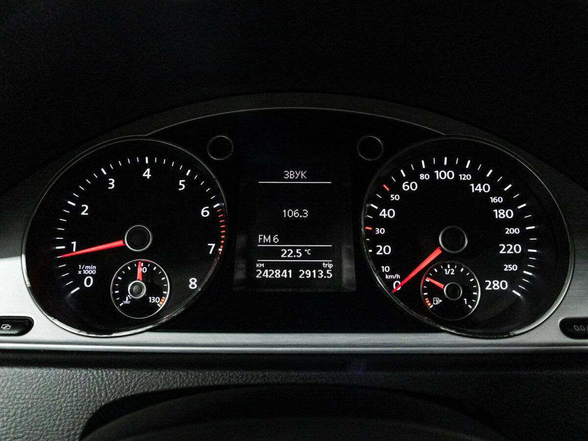 Volkswagen Passat CC, 2012 - Фото №11