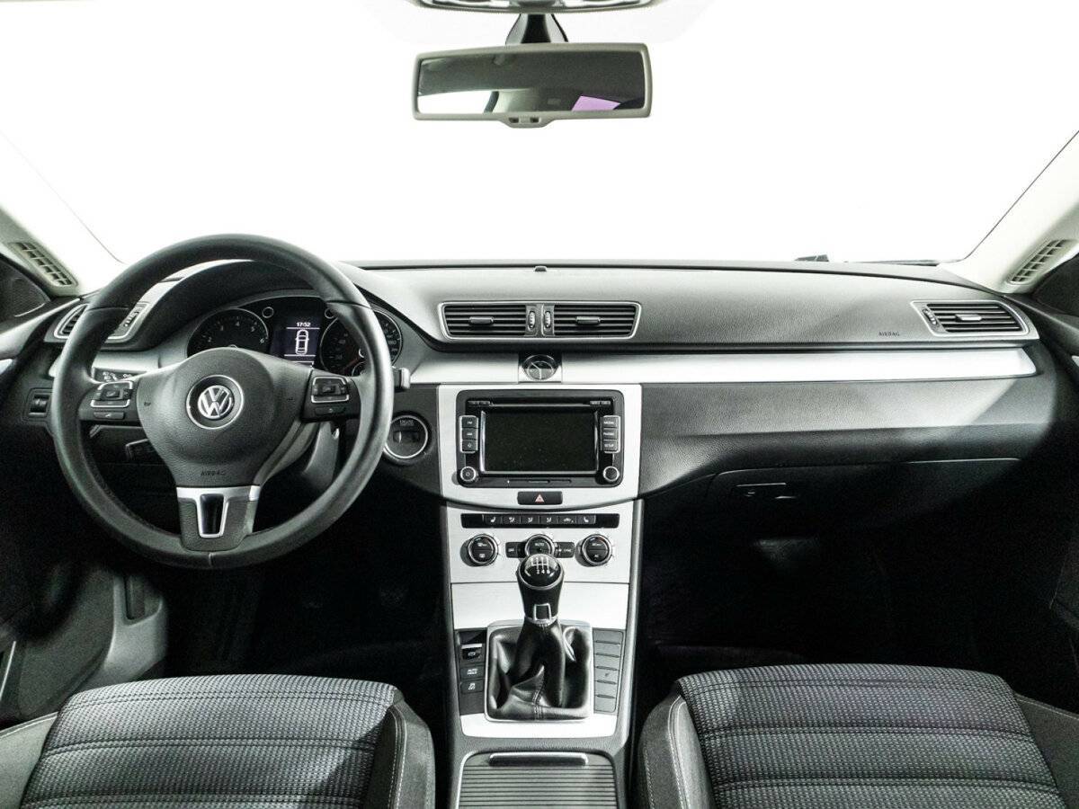 Volkswagen Passat CC, 2012 - Фото №12