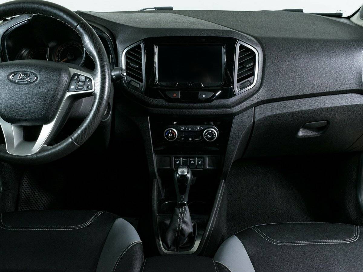 Lada (ВАЗ) XRAY Cross, 2020 - Фото №10