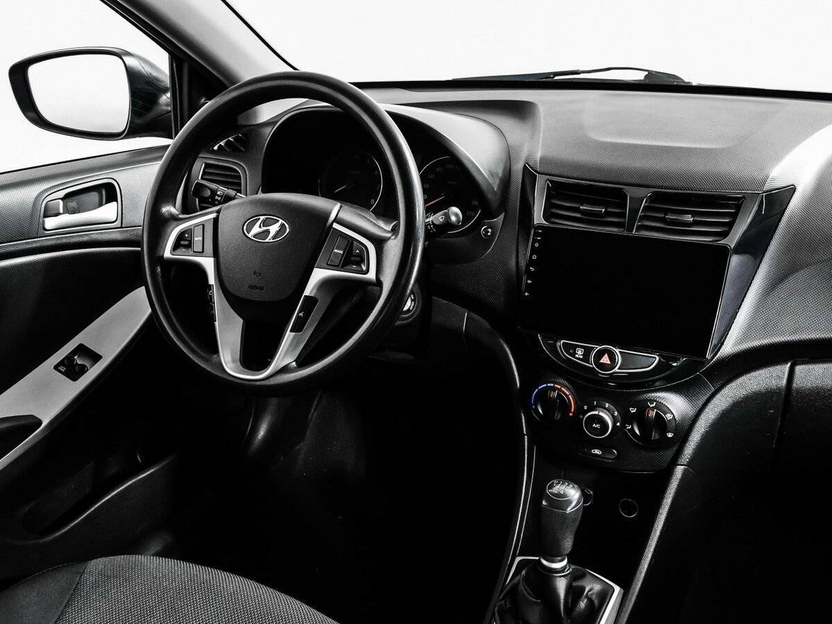 Hyundai Solaris, 2012 - Фото №8