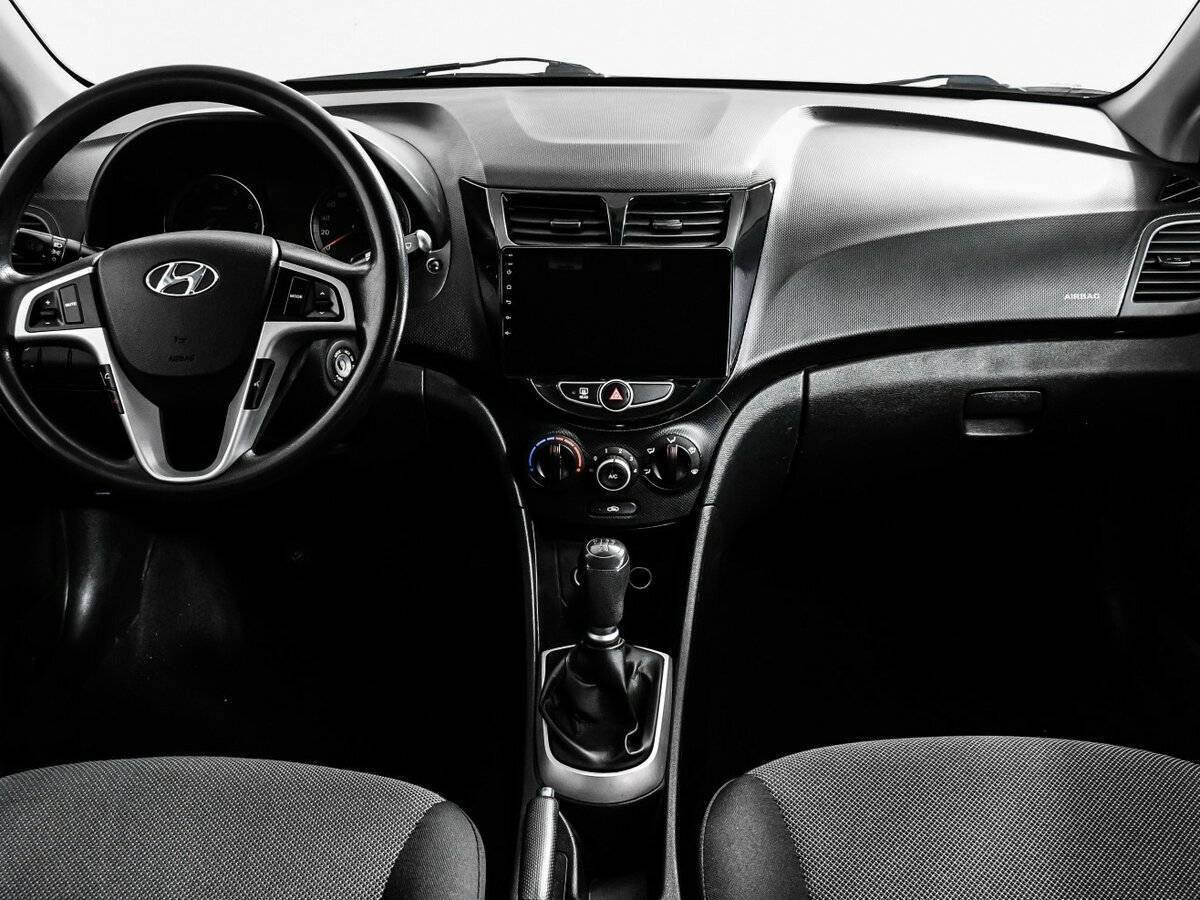 Hyundai Solaris, 2012 - Фото №10