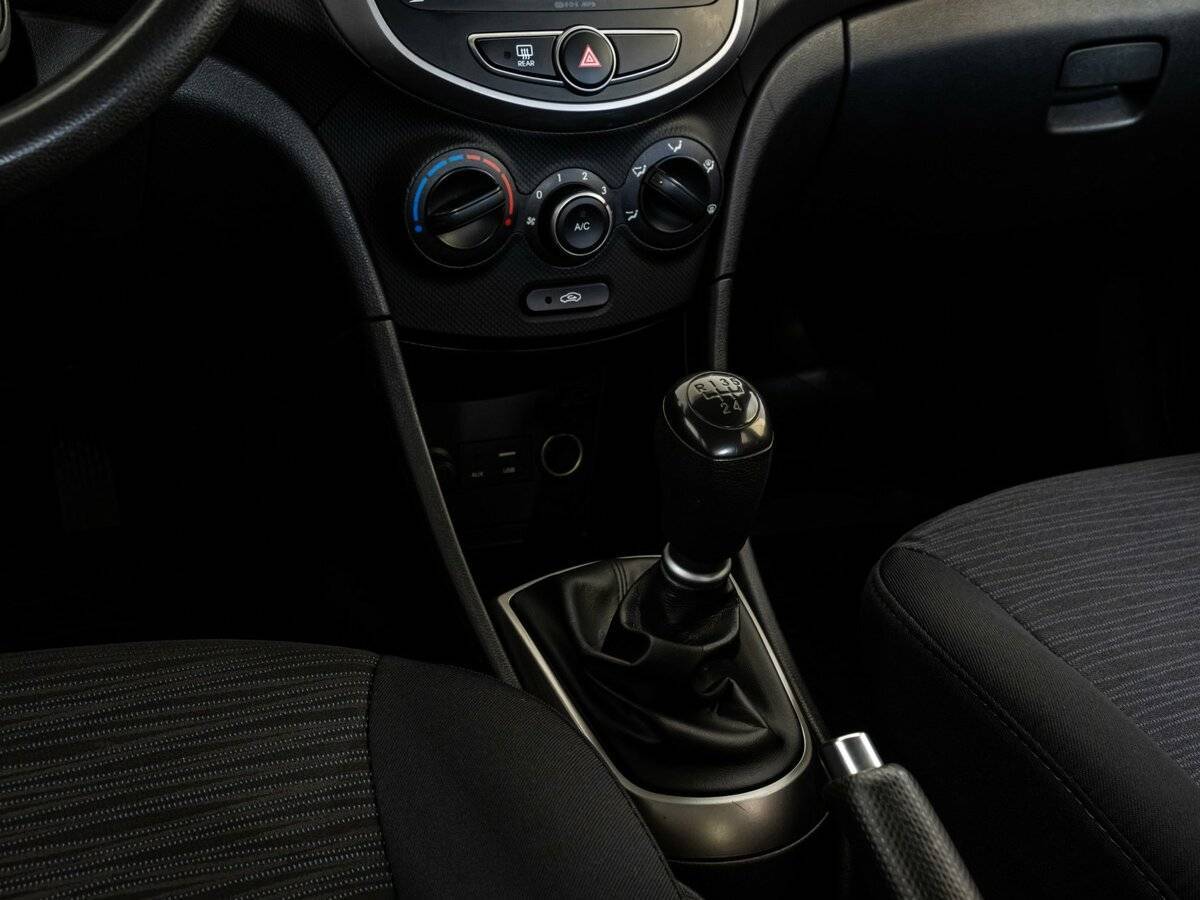 Hyundai Solaris, 2016 - Фото №9