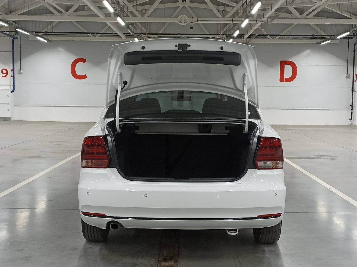 Volkswagen Polo, 2018 - Фото №9