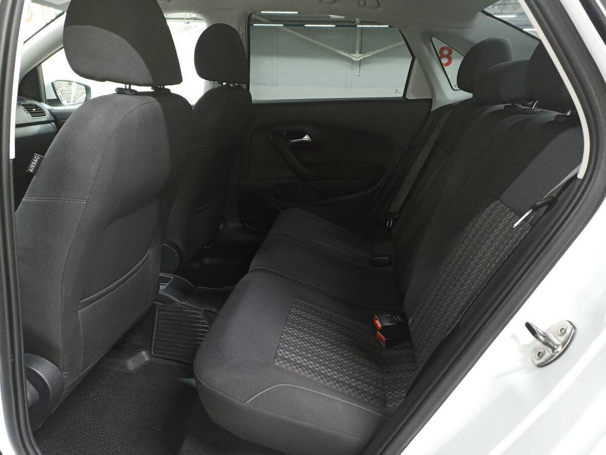 Volkswagen Polo, 2018 - Фото №11