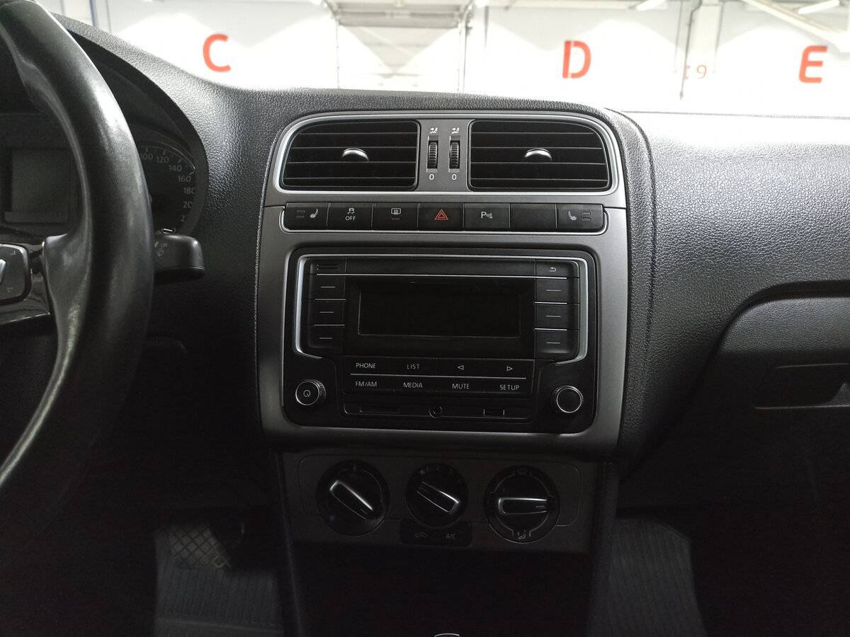 Volkswagen Polo, 2018 - Фото №14