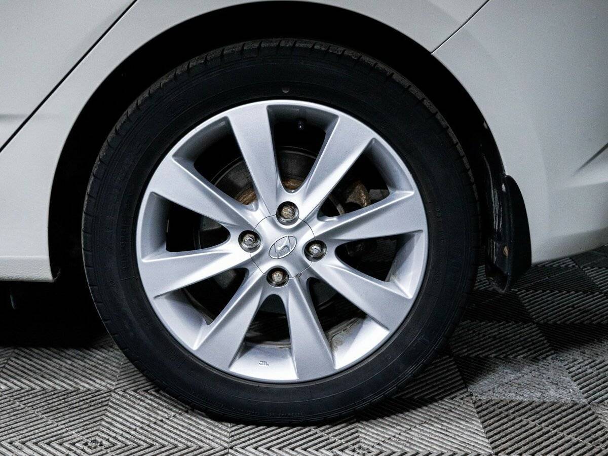 Hyundai Solaris, 2015 - Фото №10