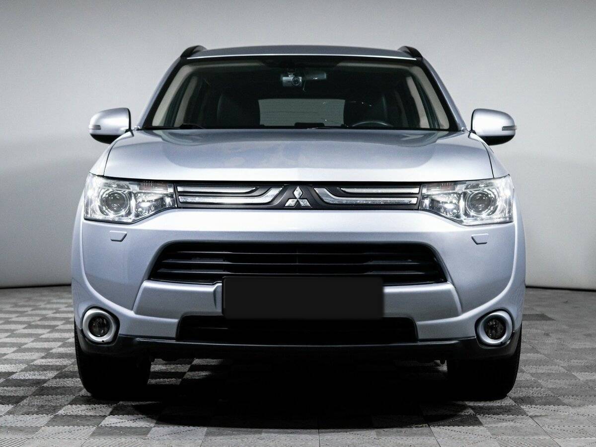 Mitsubishi Outlander, 2012 - Фото №1