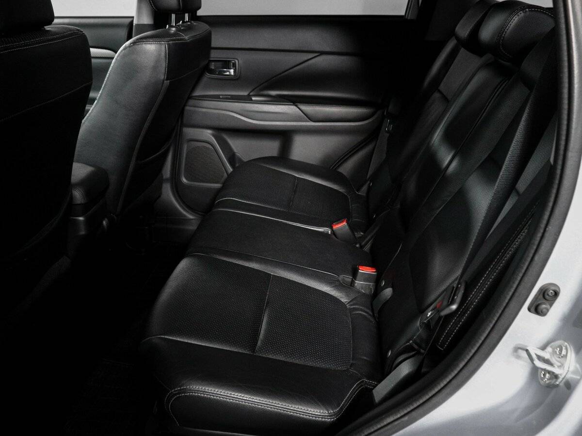 Mitsubishi Outlander, 2012 - Фото №9