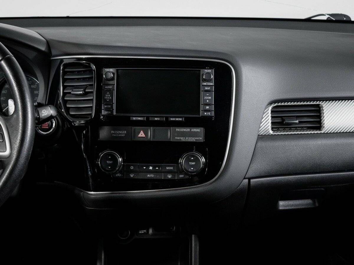 Mitsubishi Outlander, 2012 - Фото №12