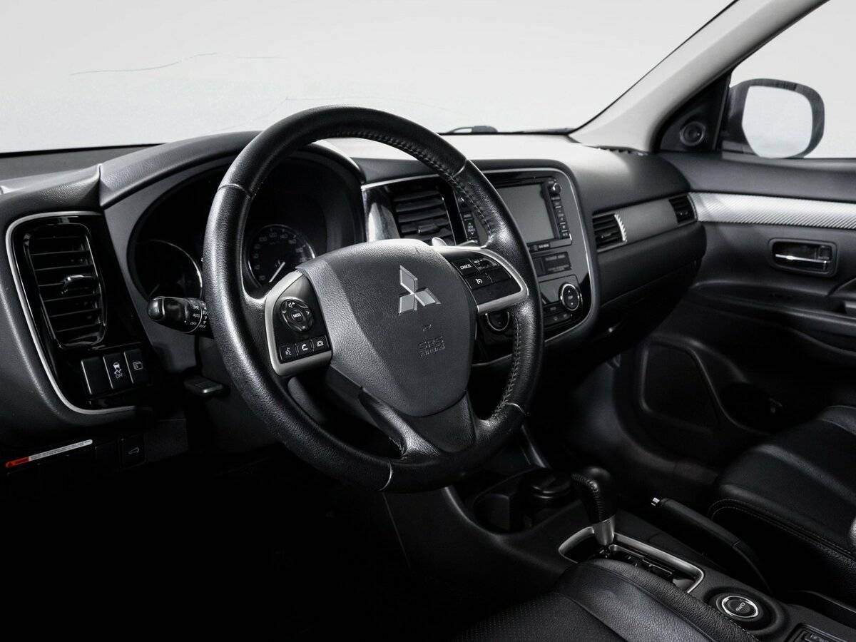Mitsubishi Outlander, 2012 - Фото №13