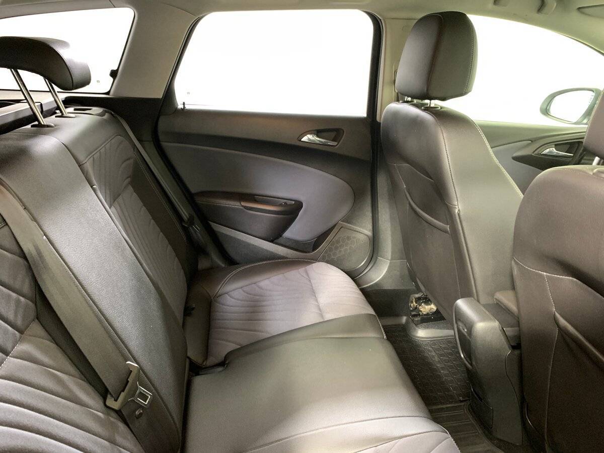 Opel Astra, 2014 - Фото №16