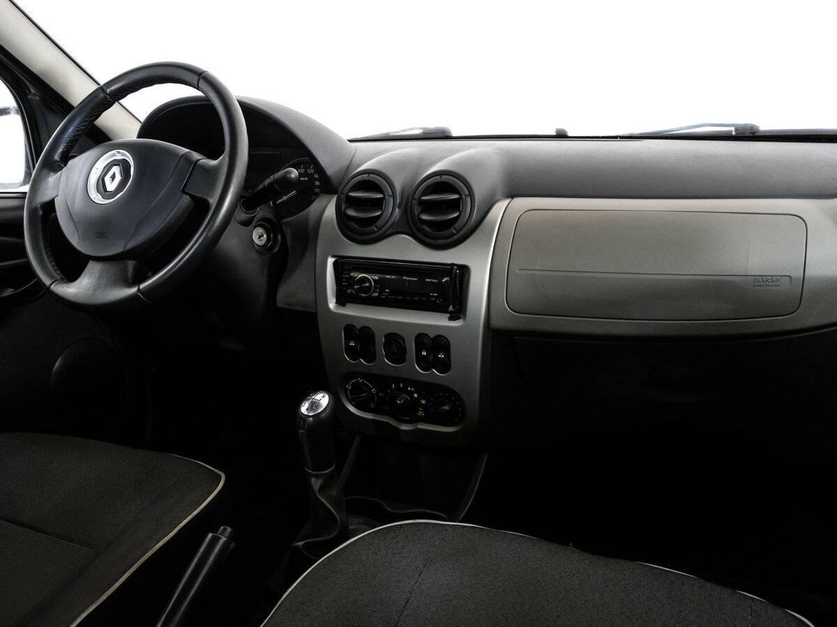 Renault Logan, 2012 - Фото №6