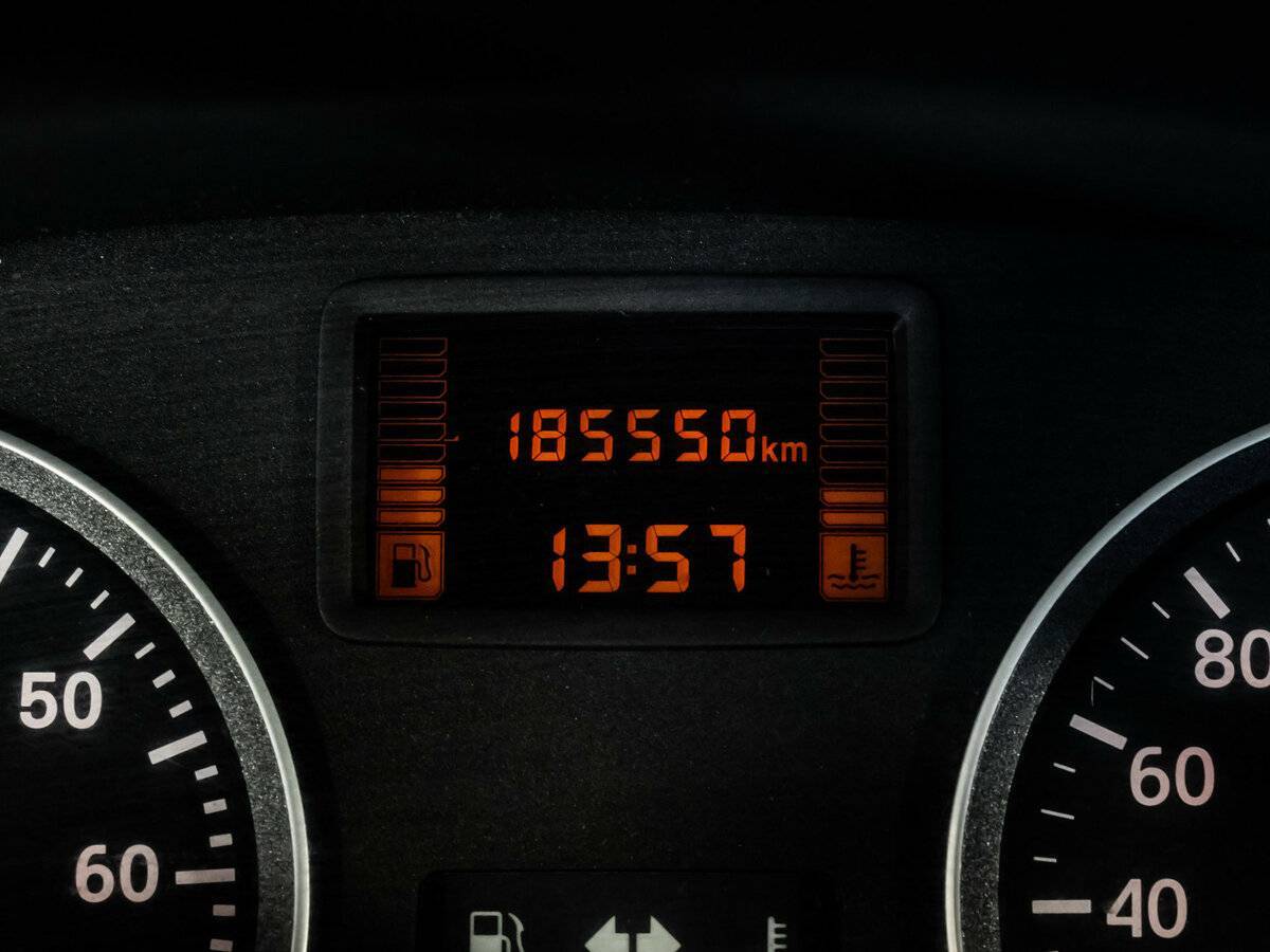 Renault Logan, 2012 - Фото №10