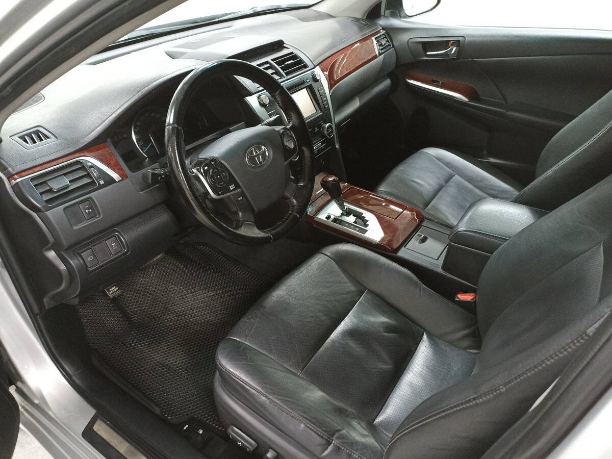 Toyota Camry, 2014 - Фото №15