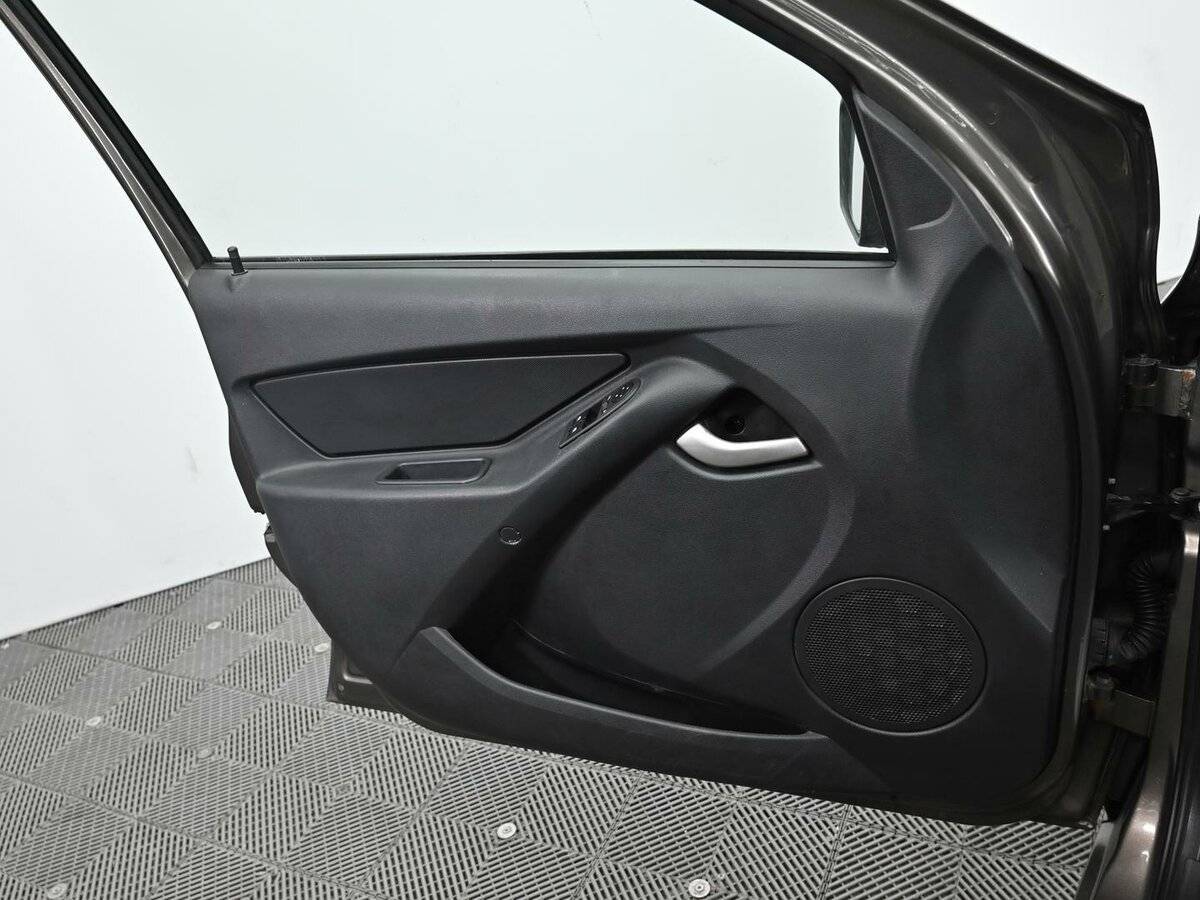 Lada (ВАЗ) Granta, 2019 - Фото №6