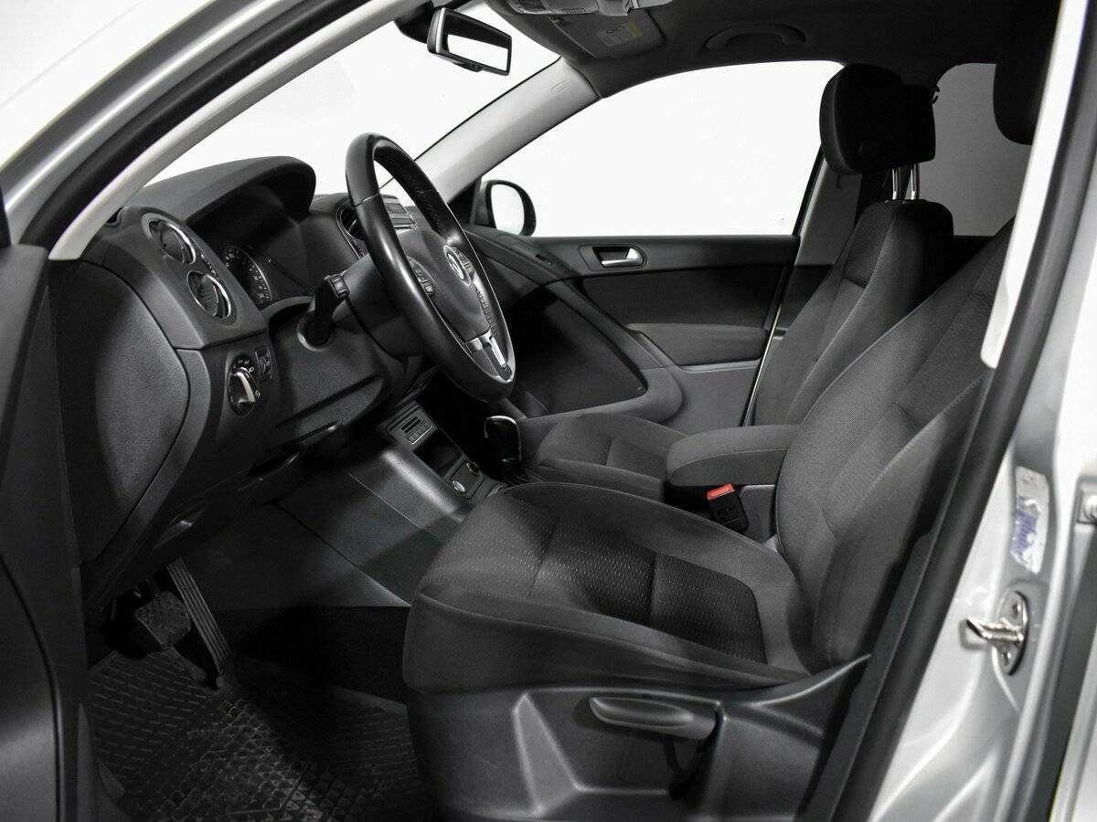 Volkswagen Tiguan, 2013 - Фото №10