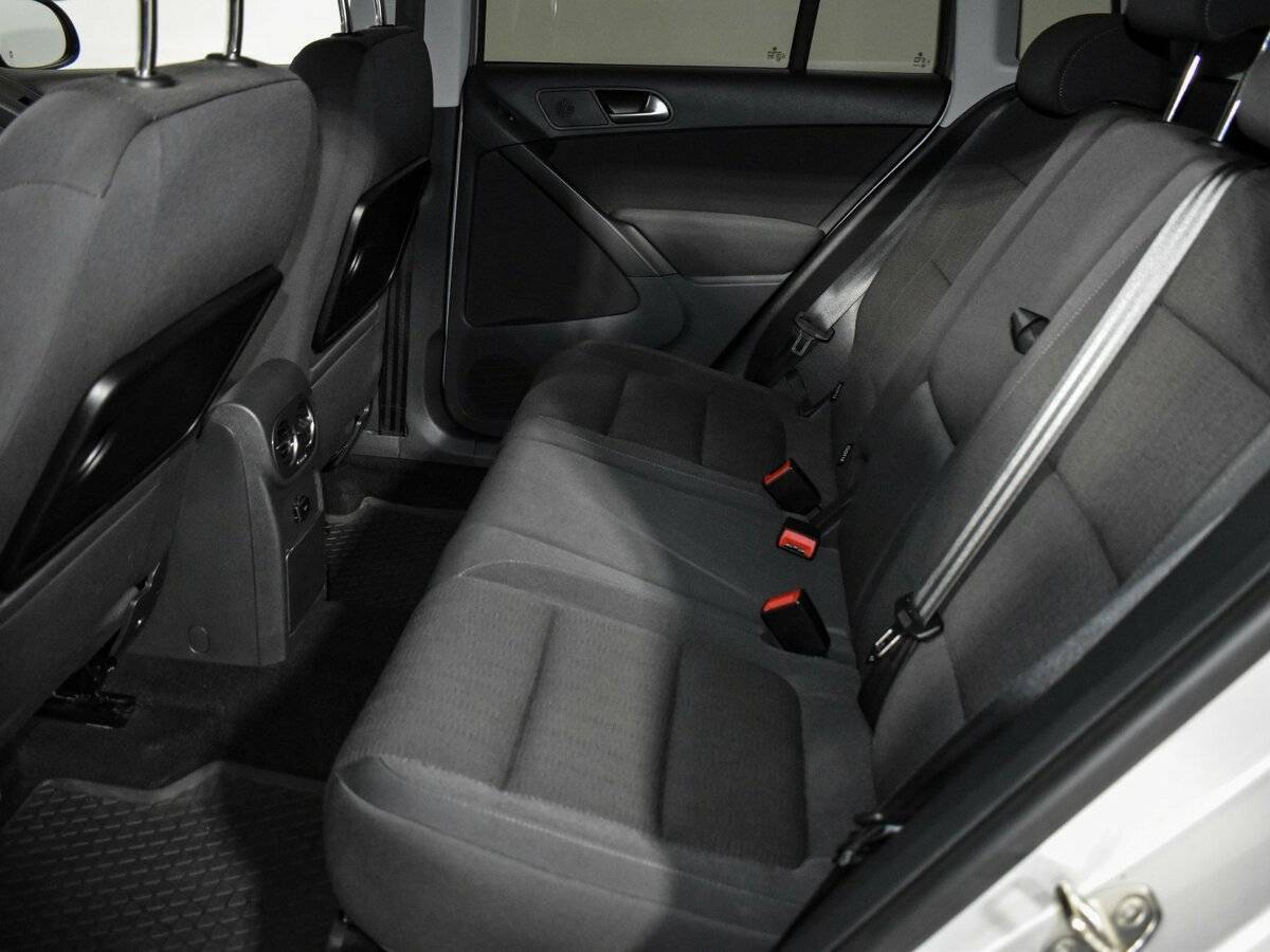 Volkswagen Tiguan, 2013 - Фото №11