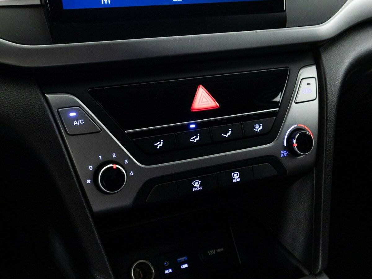 Hyundai Elantra, 2016 - Фото №15